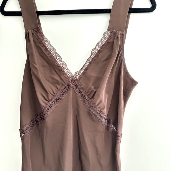 Reformation Provence Silk Dress - Available & Ready to ship! - Picture 3 of 7